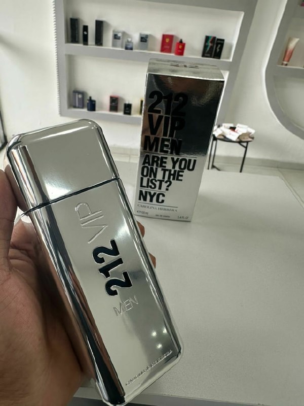 Perfume Carolina Herrera 212 VIP Men Eau de Toilette 100ml
